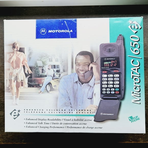 MOTOROLA | MicroTac 650 E vintage 1995 90s flip analog display cellular phone - Picture 8 of 9